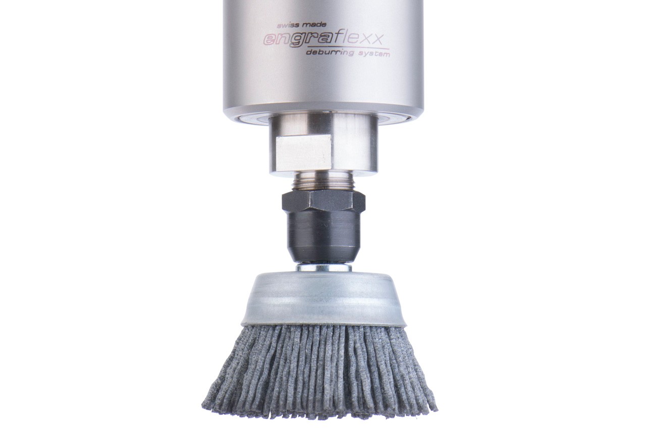 Service life and quality of automated brushing
